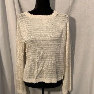 Thin wood view ivory sweater
